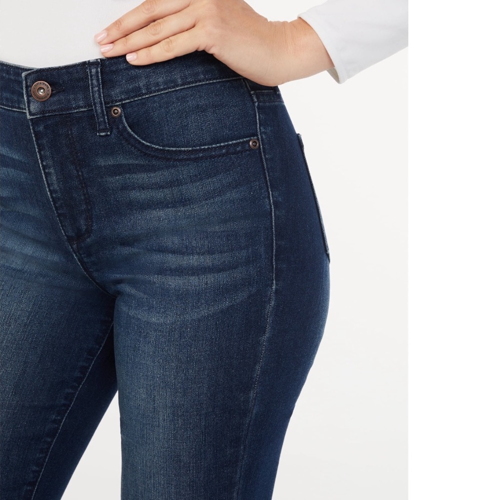 Sofia Jeans Melisa Flare High Rise Jeans - Picture 3 of 6